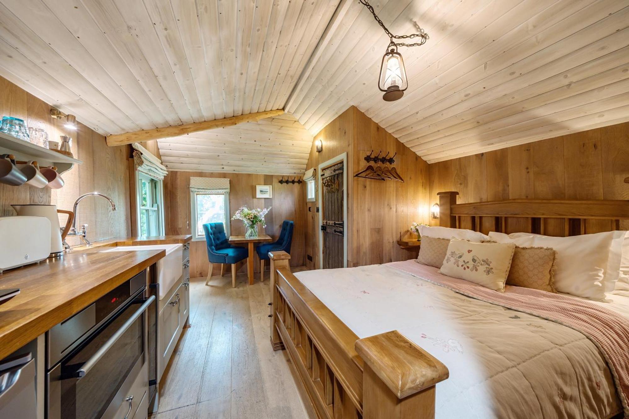 The Treehouse At Salcombe Farm Villa Eksteriør bilde